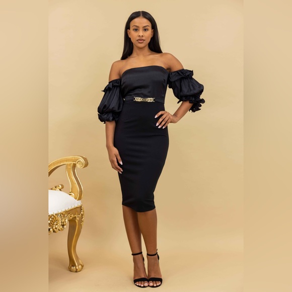 75. Madelyn Off the Shoulder Woven Midi Dress in Black - Picture 1 of 1